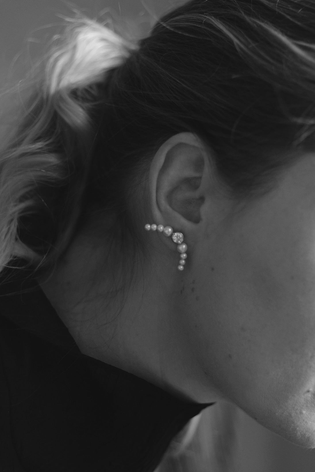 ARCpearl Silver Ear Object